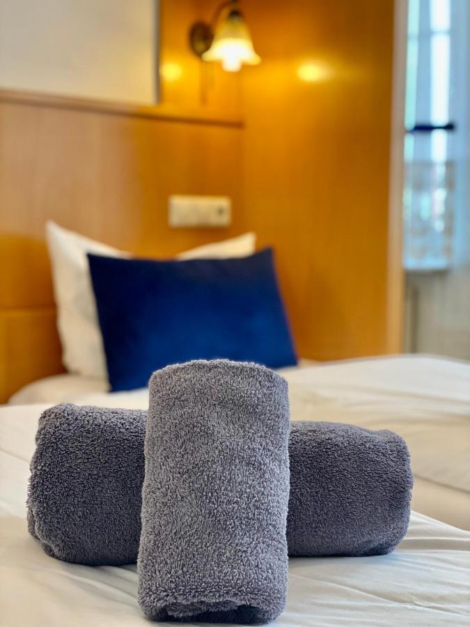 Hotel La Ferte Stuttgart Bagian luar foto